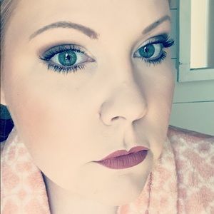 Meet your Posher, Alana